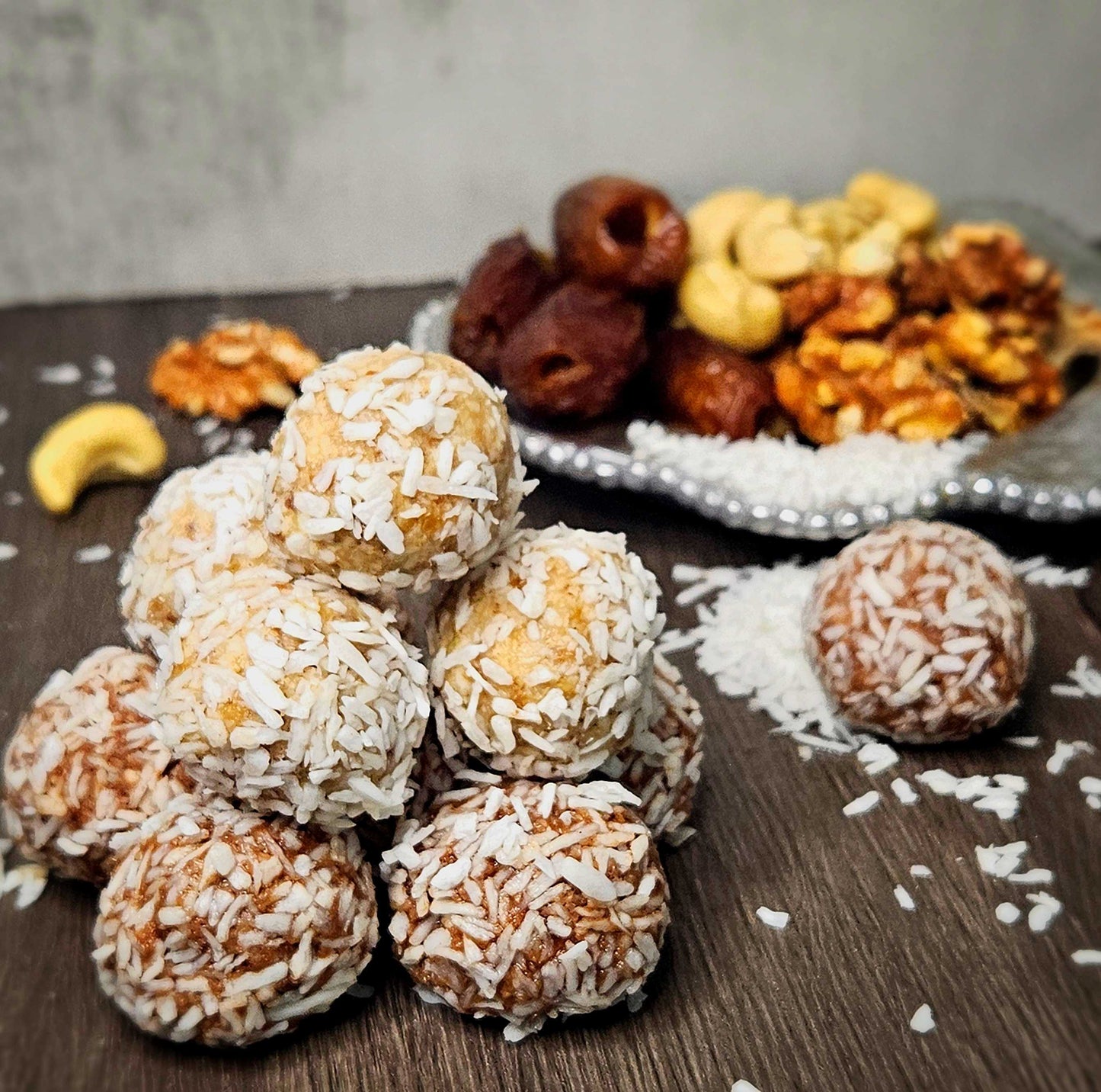Date-Coconut Energy Bites